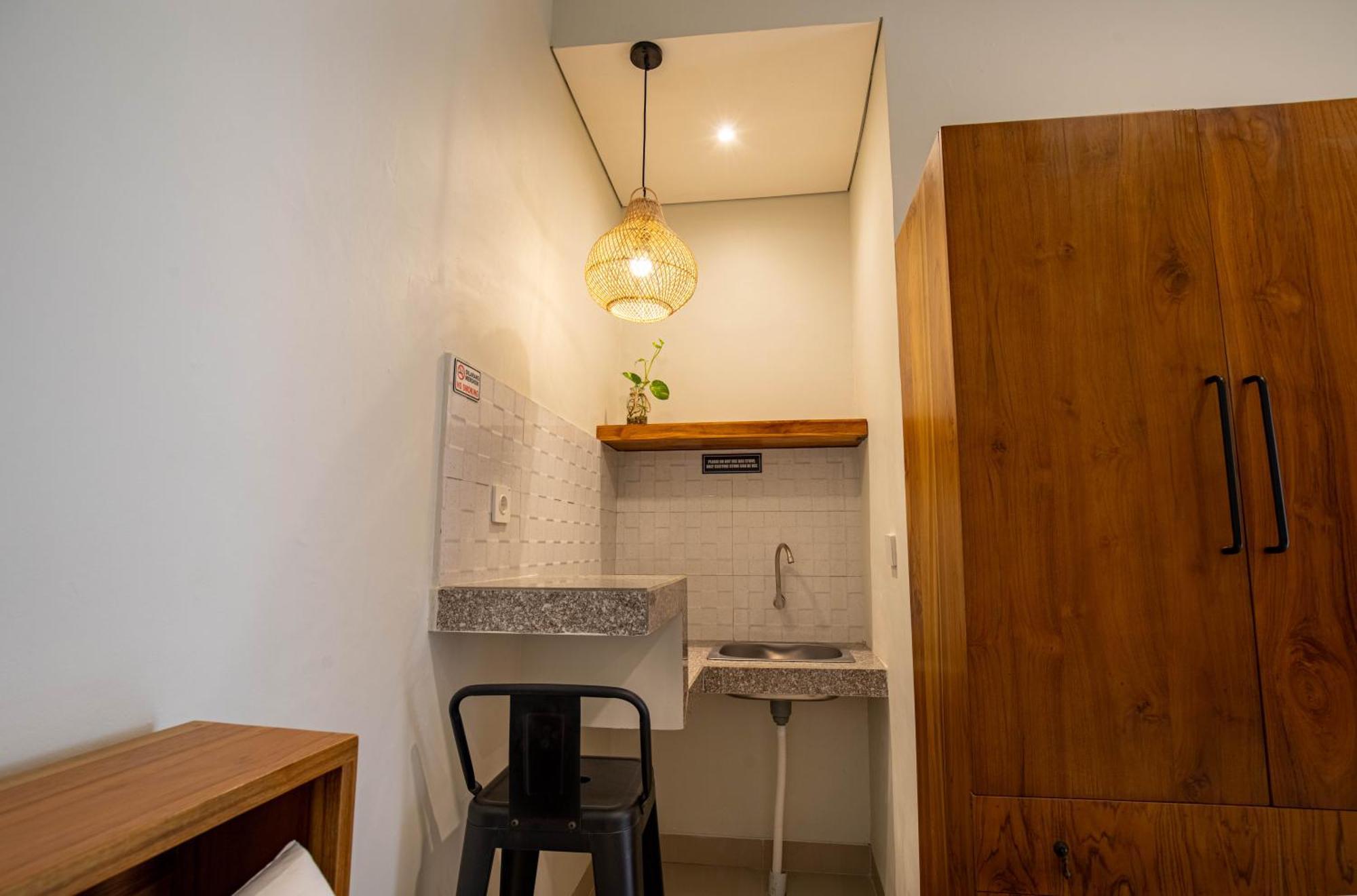 Baliem Coliving Aparthotel Jimbaran  Exterior photo